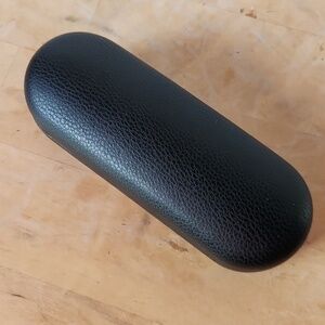 Oakley black empty glass case